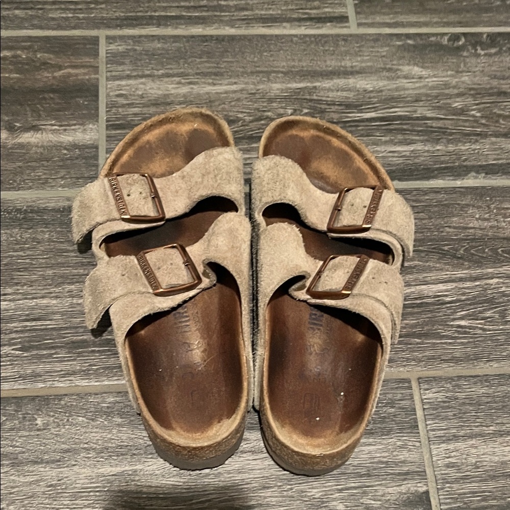 Birkenstock Tan Suede Sandals - Picture 4 of 4